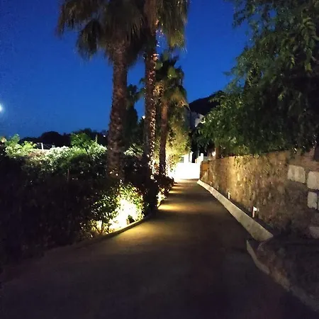 Huerta Bonela Villa *